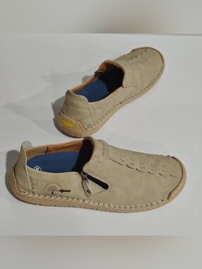 FASHION Men's Casual Wear Beige LeatherSlip-On Loafers with Side Zipper Size 11M